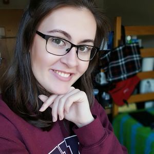 Meet your Posher, Elizabeth